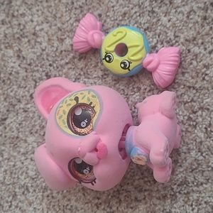 Bobblehead cat toy